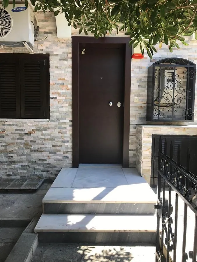 Tatil Evi Paris Apartment Neos Marmaras Yunanistan