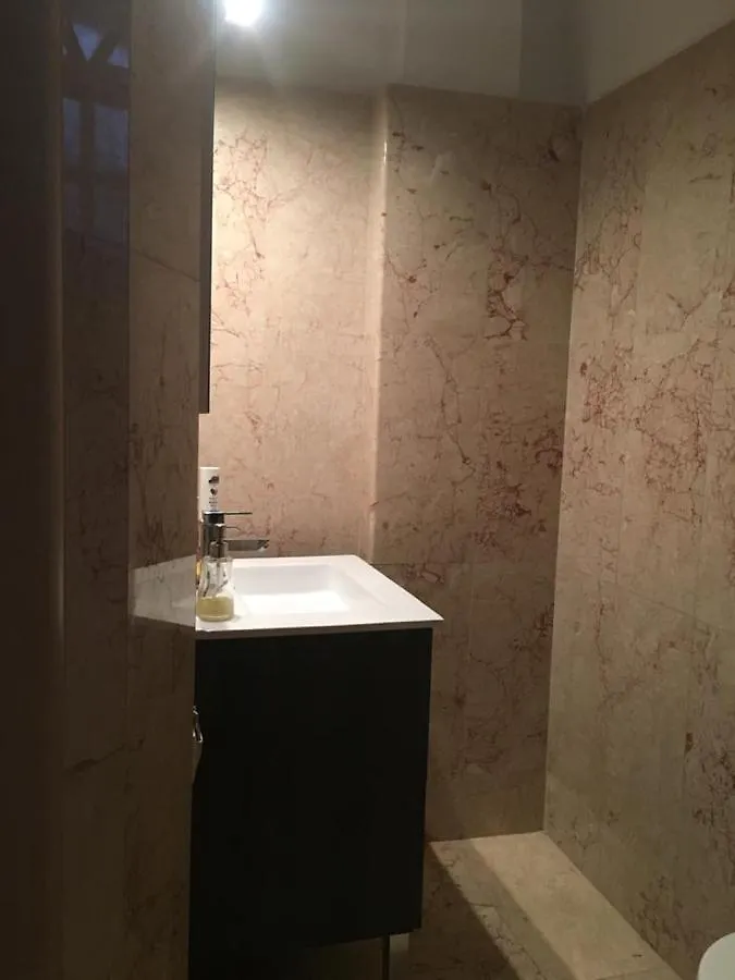 Paris Apartment Neos Marmaras Tatil Evi
