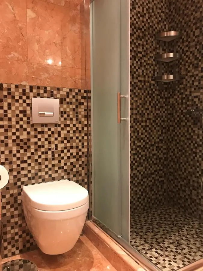 Paris Apartment Neos Marmaras
